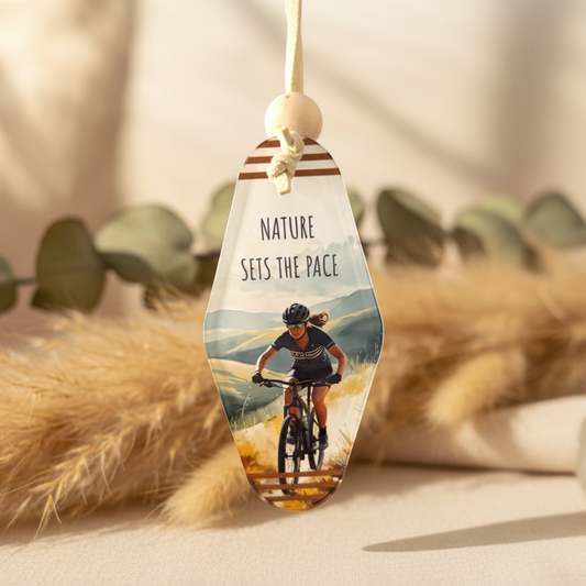 Nature Sets The Pace Keyring – Retro Motel Style Boho Keychain with Watercolour Female Mountain Biker Design, Gift for Cyclists & Outdoor Lovers