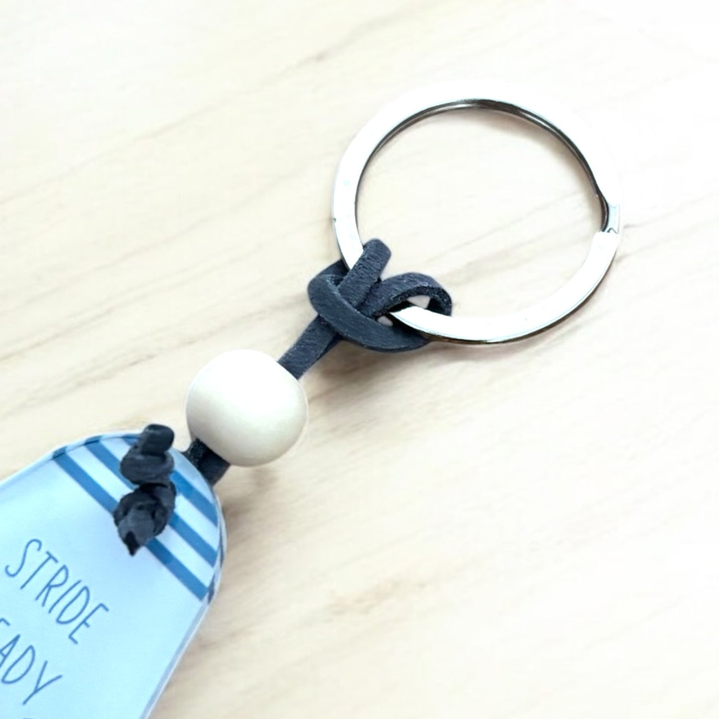 Stride Steady, Spirit Calm Keyring – Retro Motel Style Boho Keychain with Male Rainbow Watercolour Runner Design, Gift for Runners & Outdoor Lovers