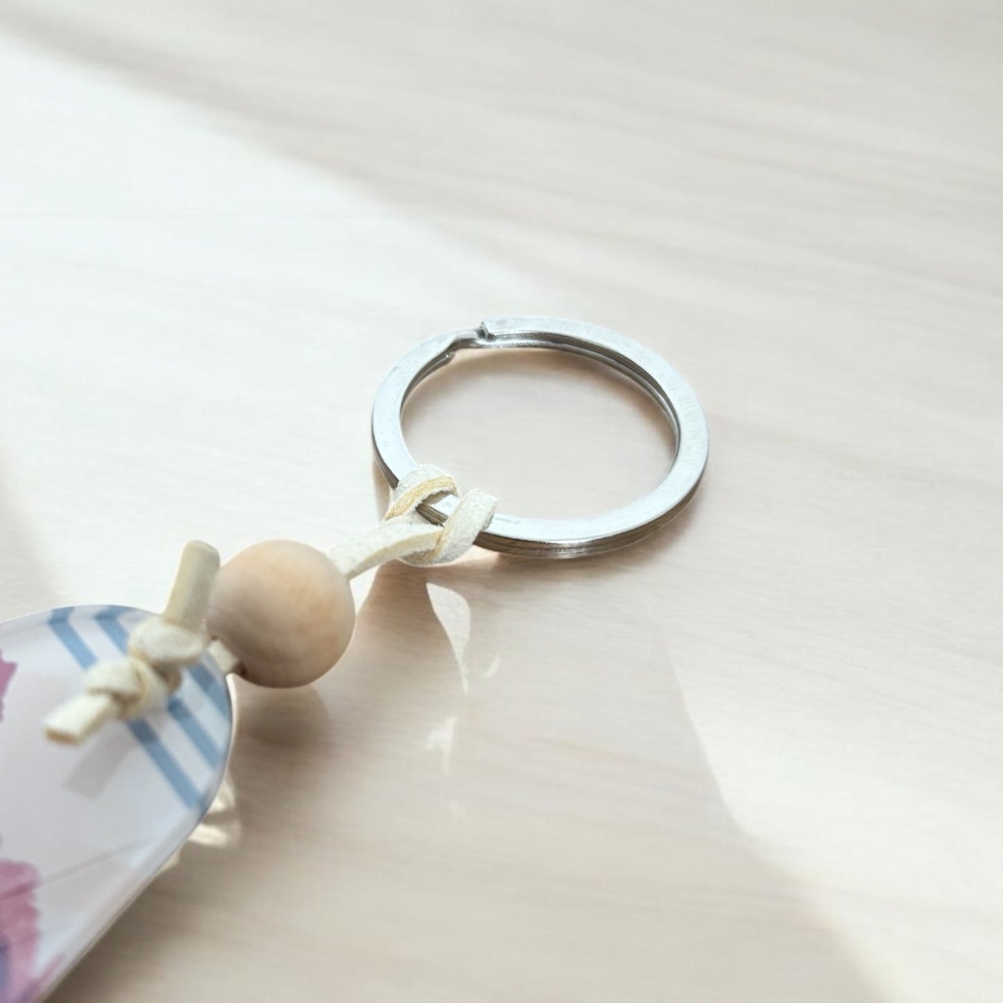 Adventure Is My Second Heartbeat Keyring – Retro Motel Style Boho Keychain with Watercolour Mountains & Wanderlust Design, Gift for Outdoor Lovers