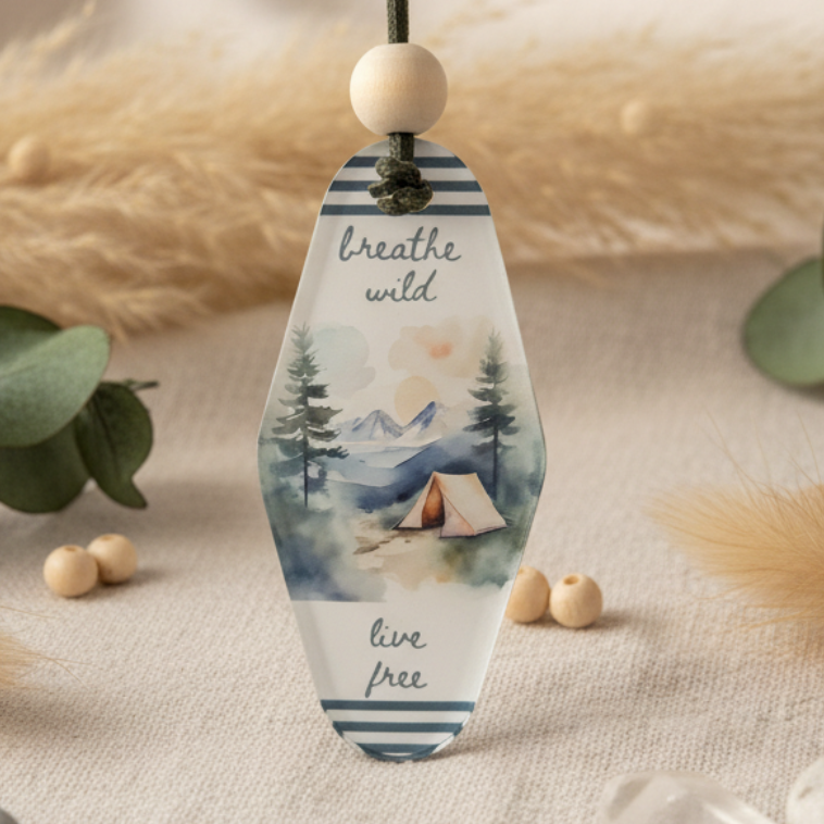 Breathe Wild, Live Free Keyring – Retro Motel Style Boho Keychain with Watercolour Camping in Nature & Woods Design, Gift for Outdoor Lovers